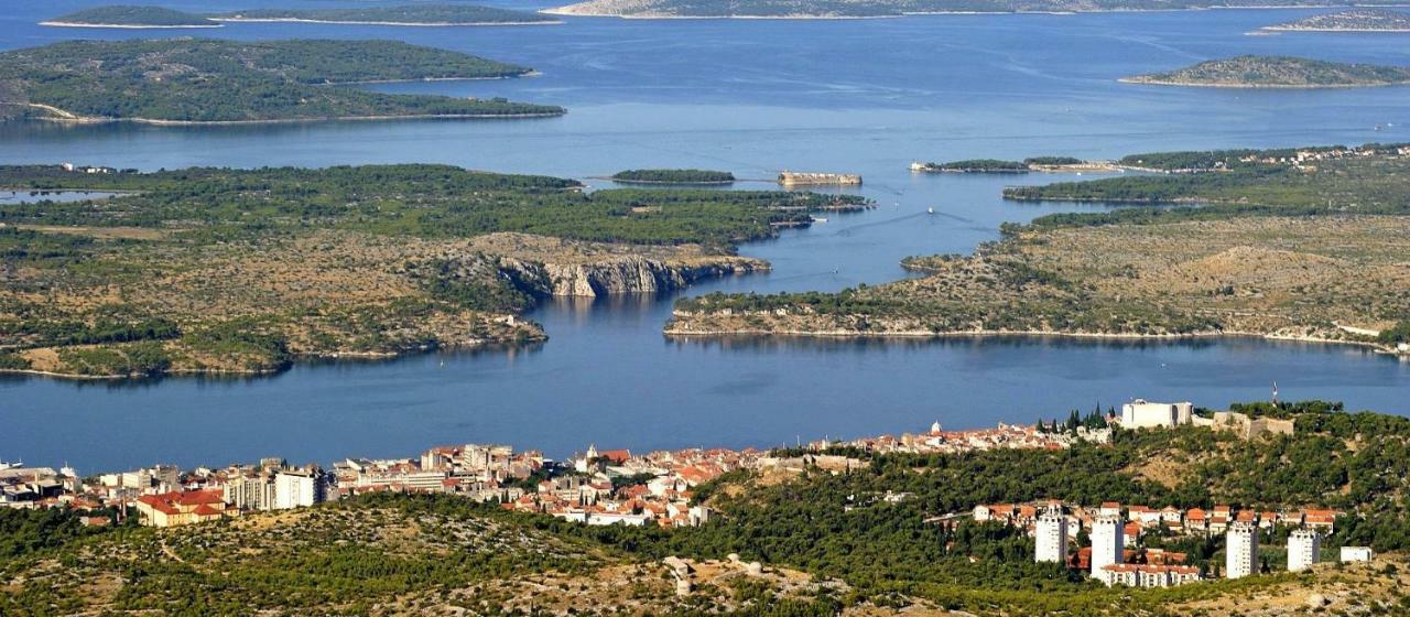 Duje & Roko Apartments Sibenik Ngoại thất bức ảnh