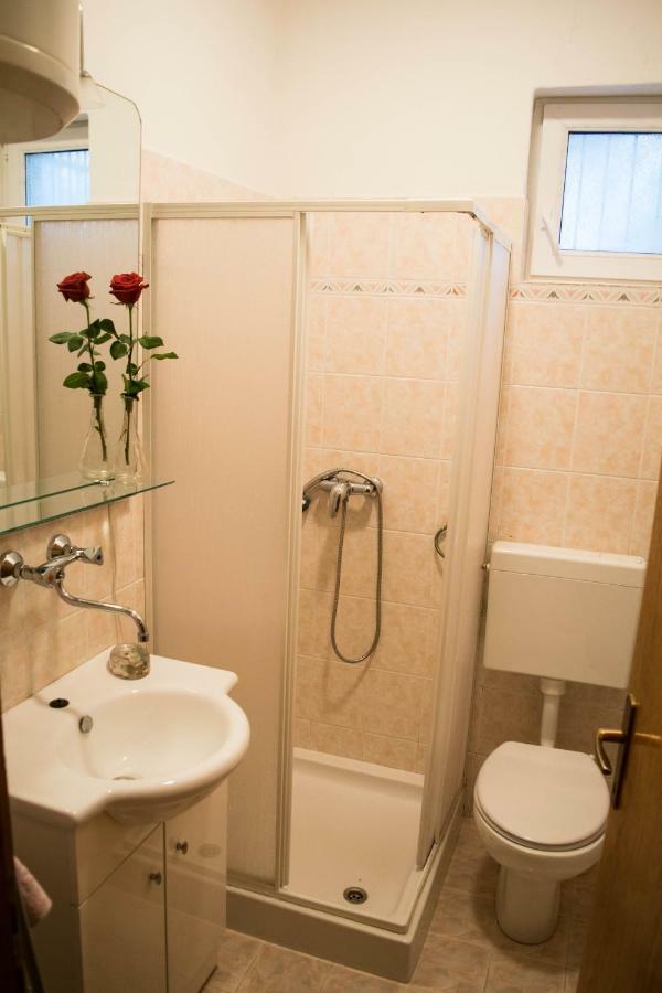 Duje & Roko Apartments Sibenik Ngoại thất bức ảnh